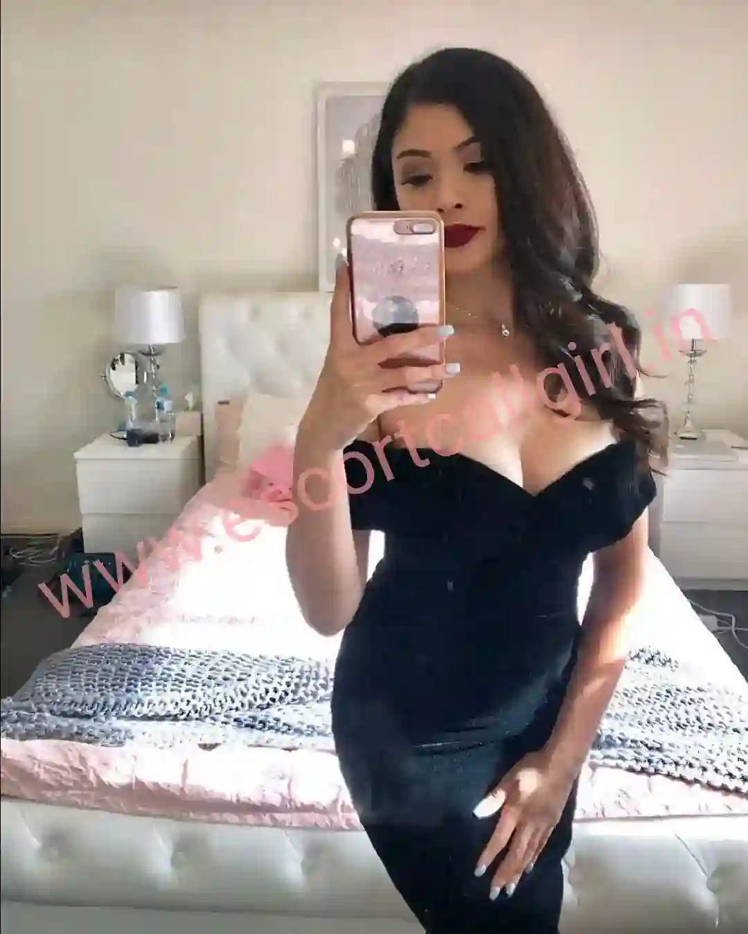 Agra escort